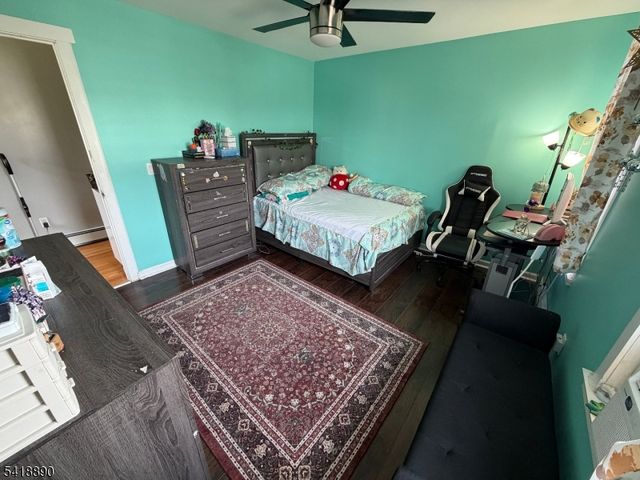 41 N 11Th St, Paterson City, NJ 07522