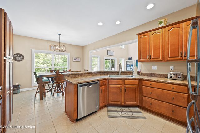 540 River Park Blvd, Taylorsville, KY 40071