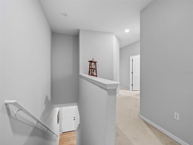 3831 PARKRIDGE CIRCLE 1-104, Sarasota, FL 34243