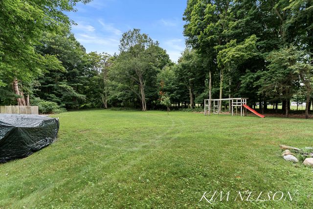 5275 N Scenic, Whitehall, MI 49461