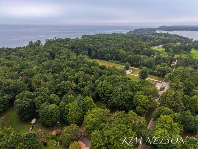 5275 N Scenic, Whitehall, MI 49461