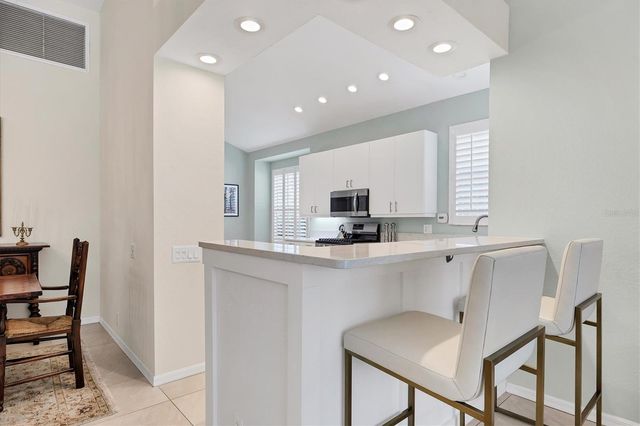 7916 HAMPTON COURT, University Park, FL 34201