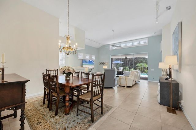 7916 HAMPTON COURT, University Park, FL 34201