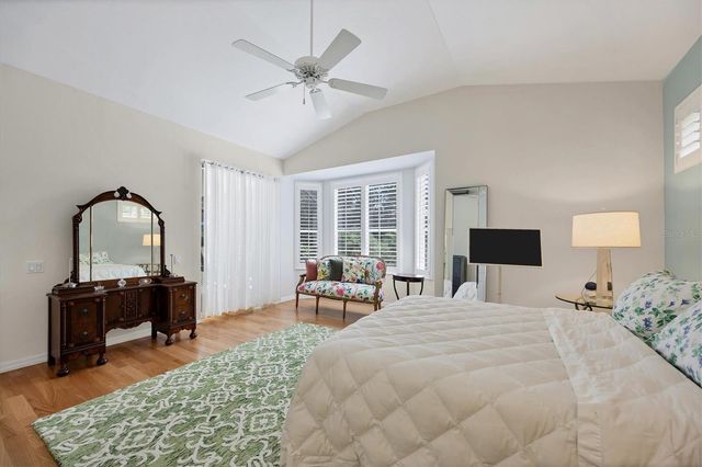 7916 HAMPTON COURT, University Park, FL 34201