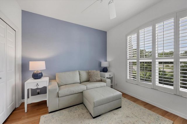 7916 HAMPTON COURT, University Park, FL 34201
