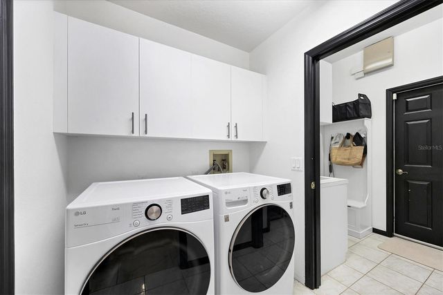 7916 HAMPTON COURT, University Park, FL 34201