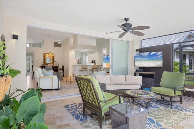 7916 HAMPTON COURT, University Park, FL 34201