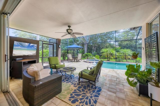 7916 HAMPTON COURT, University Park, FL 34201