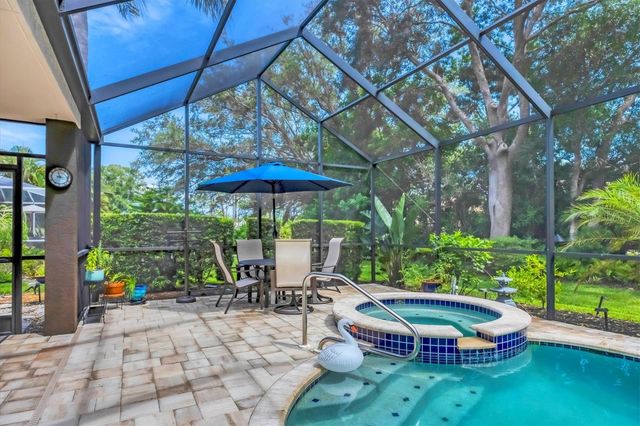 7916 HAMPTON COURT, University Park, FL 34201