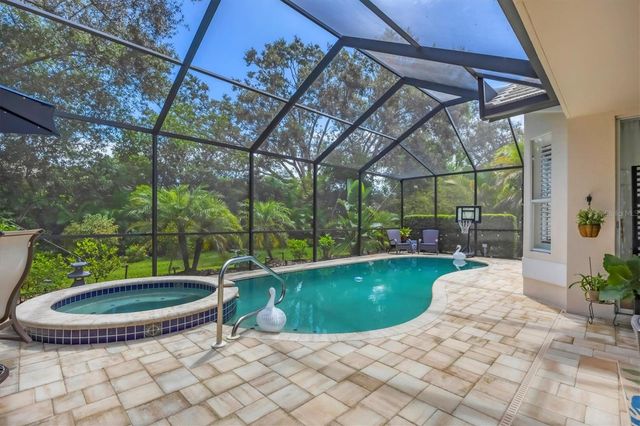 7916 HAMPTON COURT, University Park, FL 34201