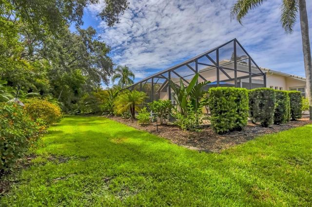 7916 HAMPTON COURT, University Park, FL 34201