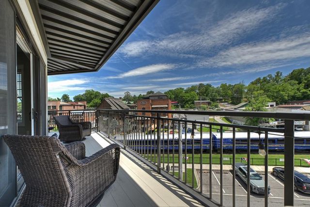116 W Main Street, Blue Ridge, GA 30513
