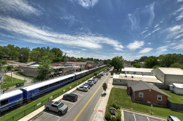 116 W Main Street, Blue Ridge, GA 30513