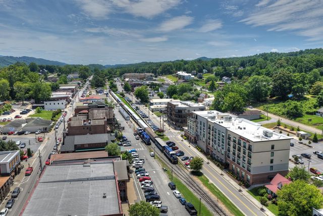 116 W Main Street, Blue Ridge, GA 30513