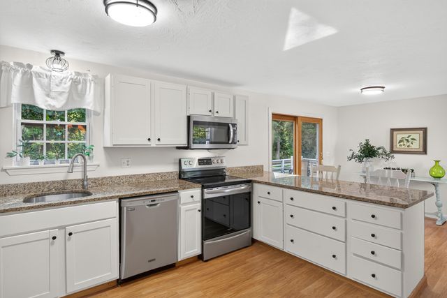 115 Dove Hill Road, North Falmouth, MA 02556