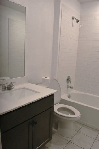 111 Real Quiet Lane, Caddo Mills, TX 75135