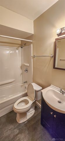105 N Maple Avenue, Fairborn, OH 45324