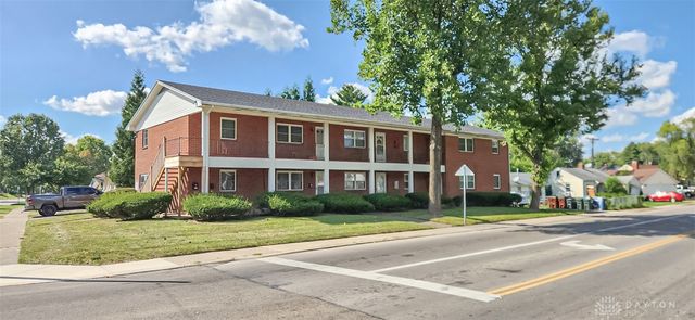 105 N Maple Avenue, Fairborn, OH 45324