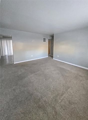 105 N Maple Avenue, Fairborn, OH 45324