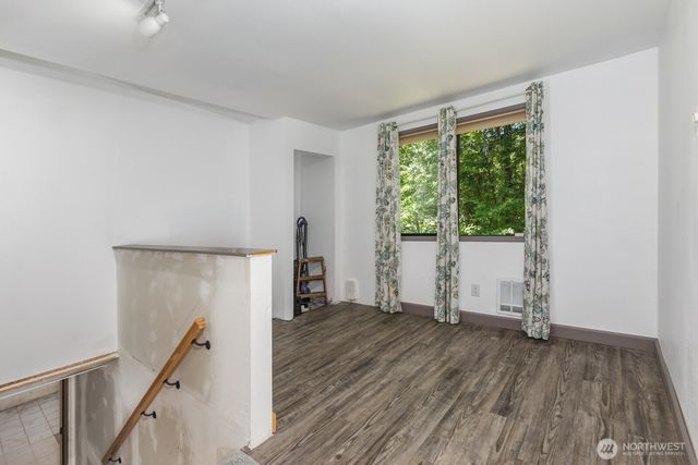 3827 212Th Street SW, Lynnwood, WA 98036