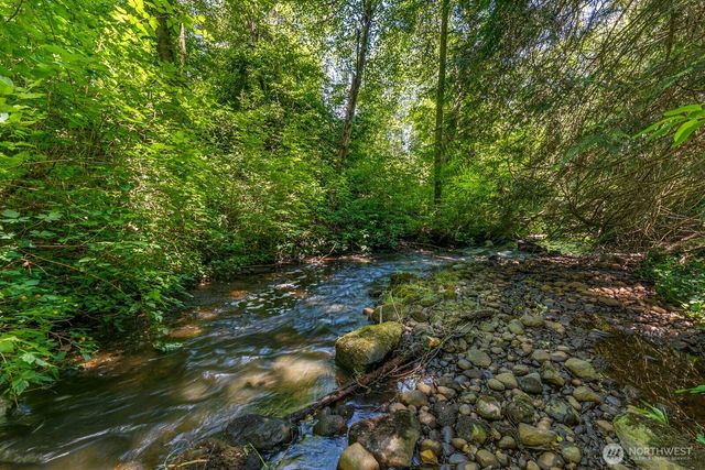 3827 212Th Street SW, Lynnwood, WA 98036