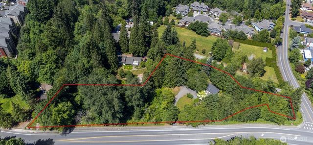 3827 212Th Street SW, Lynnwood, WA 98036