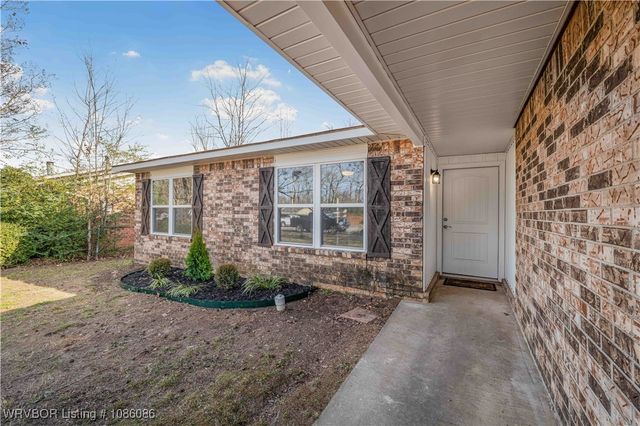 412 7th Street, Barling, AR 72923