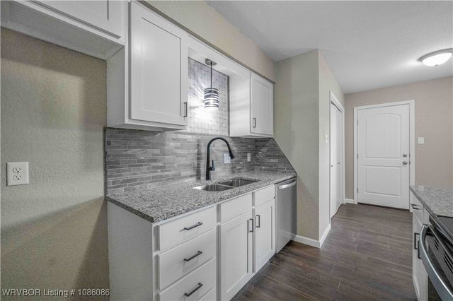 412 7th Street, Barling, AR 72923