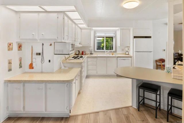 221 El Camino Real 3, Oceanside, CA 92058