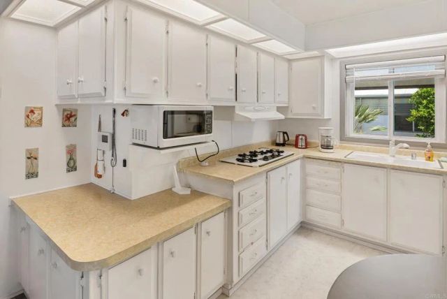 221 El Camino Real 3, Oceanside, CA 92058