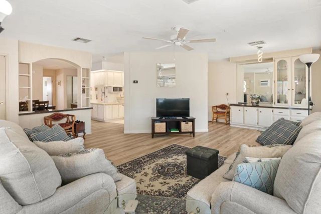221 El Camino Real 3, Oceanside, CA 92058