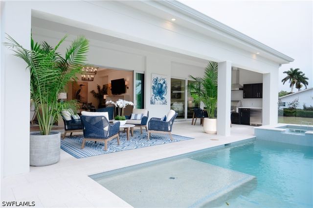 218 Dan River CT, Marco Island, FL 34145