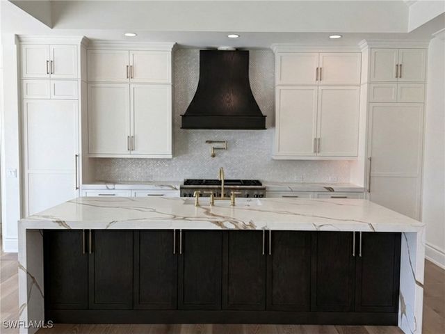 218 Dan River CT, Marco Island, FL 34145