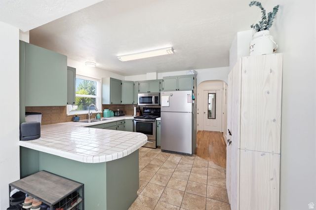 8 E 1600 N, Orem, UT 84057