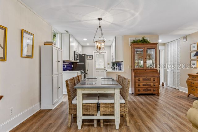 2 Woodbine Pl Apt 47, Hilton Head Island, SC 29928