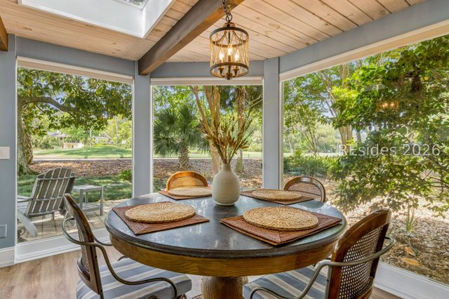 2 Woodbine Pl Apt 47, Hilton Head Island, SC 29928