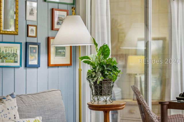 2 Woodbine Pl Apt 47, Hilton Head Island, SC 29928