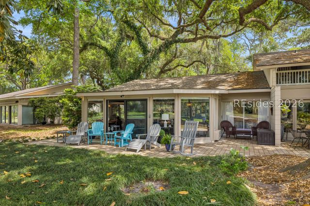 2 Woodbine Pl Apt 47, Hilton Head Island, SC 29928