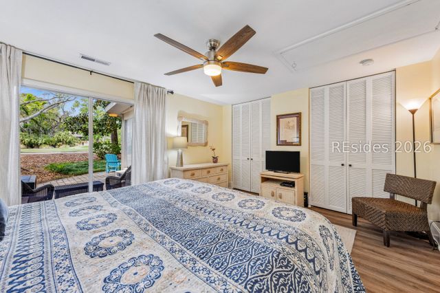 2 Woodbine Pl Apt 47, Hilton Head Island, SC 29928