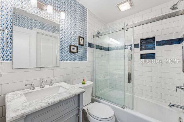 2 Woodbine Pl Apt 47, Hilton Head Island, SC 29928