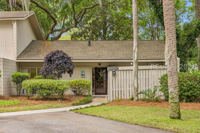 2 Woodbine Pl Apt 47, Hilton Head Island, SC 29928