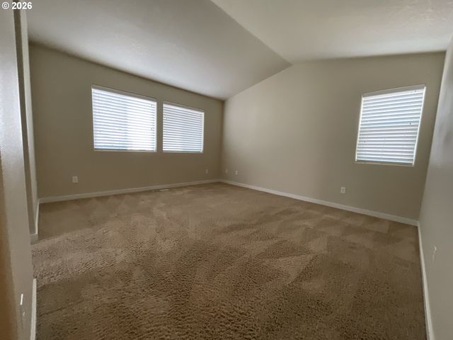 13395 Sw FITZWILLIAM Dr, Portland, OR 97224