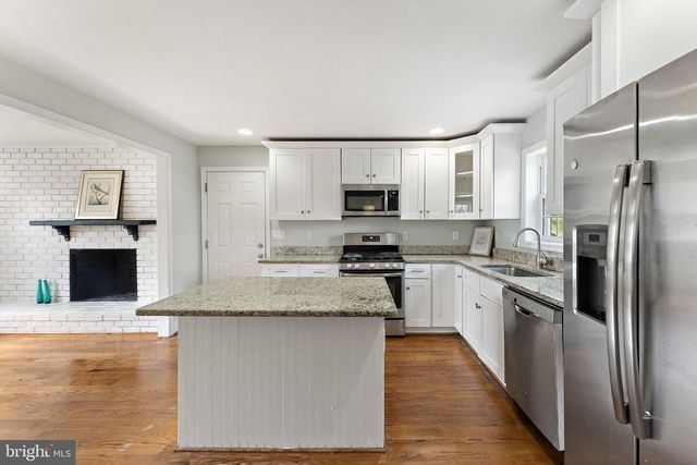 302 BENNINGTON CT, Upper Marlboro, MD 20774