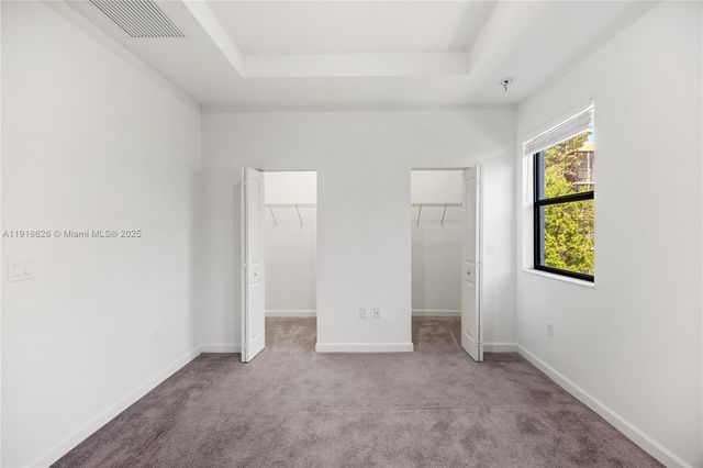 20661 NE 2nd Ct, Miami, FL 33179