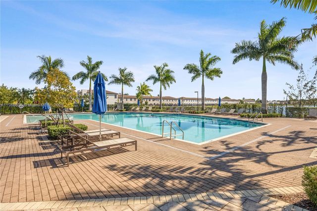 20661 NE 2nd Ct, Miami, FL 33179