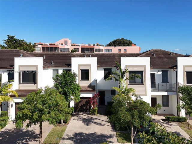 20661 NE 2nd Ct, Miami, FL 33179