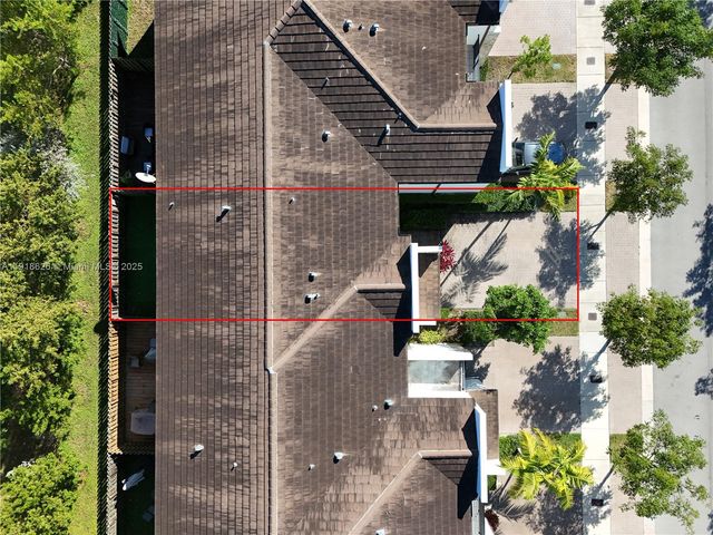 20661 NE 2nd Ct, Miami, FL 33179