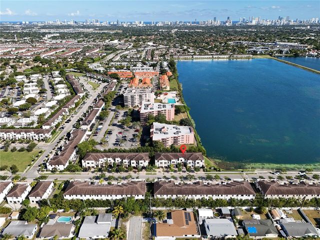 20661 NE 2nd Ct, Miami, FL 33179