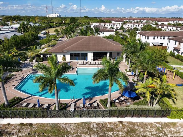 20661 NE 2nd Ct, Miami, FL 33179