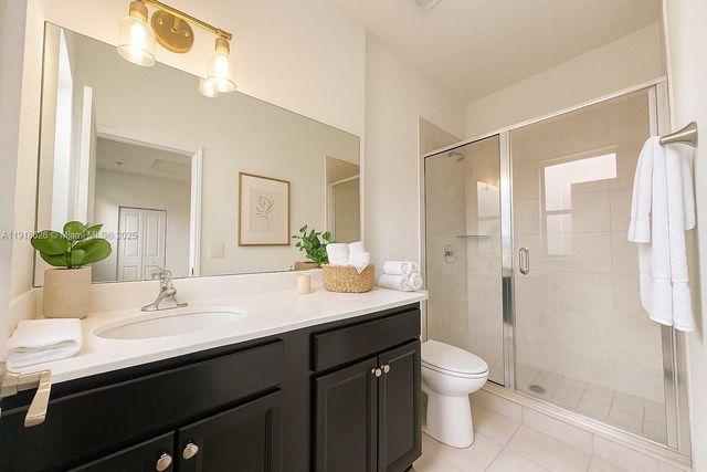 20661 NE 2nd Ct, Miami, FL 33179